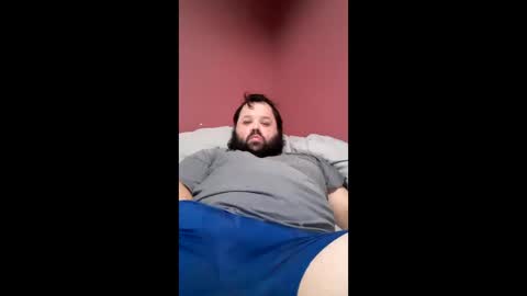 Snapshot of bigbear3287 chatting on 02/01/26, 08:02 Liam online show from 02/01/26, 08:02