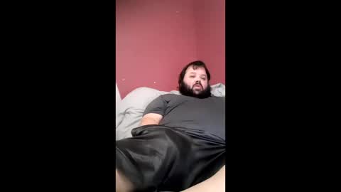 Snapshot of bigbear3287 chatting on 02/04/26, 07:58 Liam online show from 02/04/26, 07:58