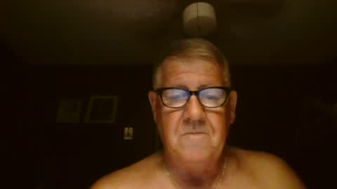 Snapshot of bigbeerdrinker1 chatting on 06/28/26, 04:07 bigbeerdrinker online show from 06/28/26, 04:07