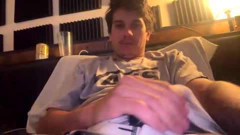 bigben281330 online show from 10/22/25, 03:45