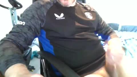 Snapshot of bigbisi69 chatting on 05/18/26, 02:12 bigbisi69 online show from 05/18/26, 02:12