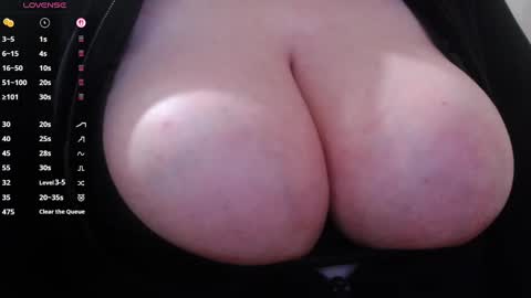 bigbittiesandfun online show from 10/04/25, 05:16