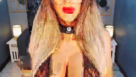 Loraine Cruz online show from 06/29/26, 10:26
