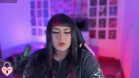 Snapshot of bigboobs_cloe chatting on 11/16/25, 04:18 bigboobs cloe online show from 11/16/25, 04:18