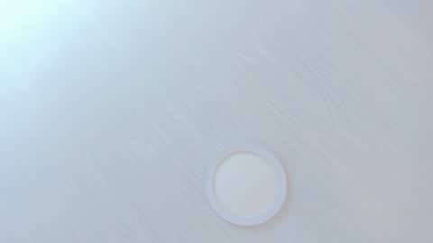   online show from 04/01/26, 10:05