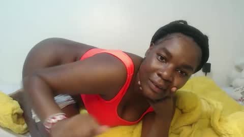 Snapshot of bigboobys123 chatting on 02/15/26, 04:25 bigboobys123 online show from 02/15/26, 04:25