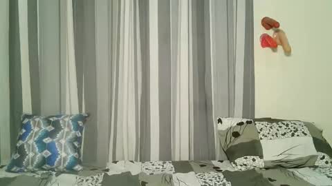 Snapshot of bigbooty_dimples chatting on 03/01/26, 12:45 Vee online show from 03/01/26, 12:45