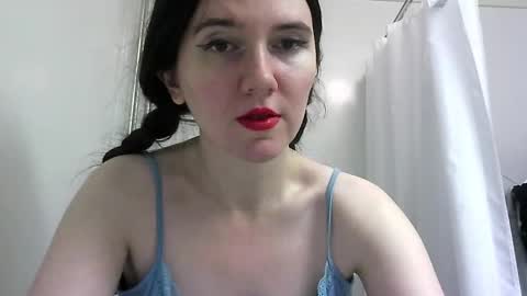 Isabella online show from 09/28/25, 04:40