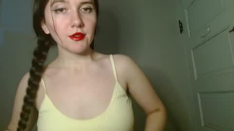 Snapshot of bigbootybunny chatting on 02/19/26, 09:44 Isabella online show from 02/19/26, 09:44