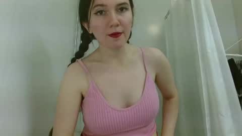 Snapshot of bigbootybunny chatting on 03/29/26, 05:40 Isabella online show from 03/29/26, 05:40