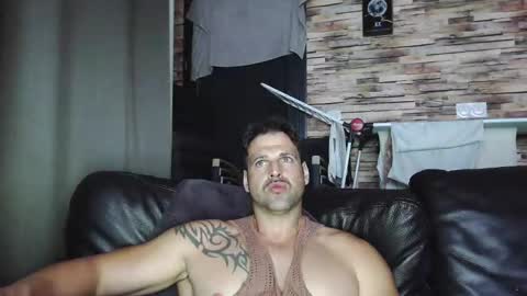 Snapshot of bigboyband chatting on 11/08/25, 05:12 Bigboyband online show from 11/08/25, 05:12