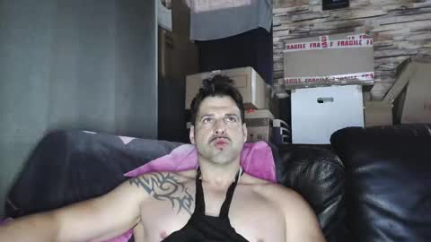 Bigboyband online show from 04/11/26, 07:56