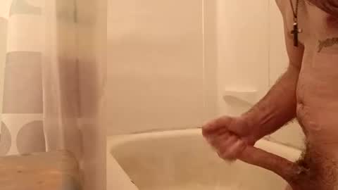 Snapshot of bigbradley502 chatting on 11/19/25, 01:05 bigbradley502 online show from 11/19/25, 01:05