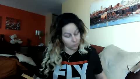 Snapshot of bigbreastsabrina chatting on 01/29/25, 07:11 BIG BREAST SABRINA online show from 01/29/25, 07:11