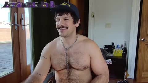 Snapshot of bigbro42069 chatting on 02/17/25, 03:42 BigBro online show from 02/17/25, 03:42