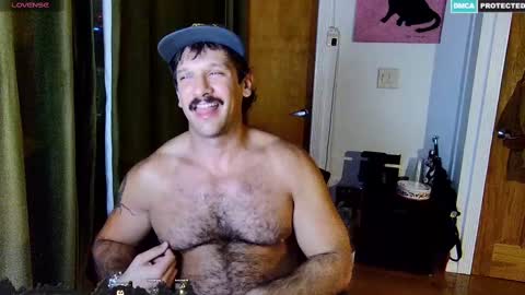 Snapshot of bigbro42069 chatting on 10/26/25, 10:10 BigBro online show from 10/26/25, 10:10