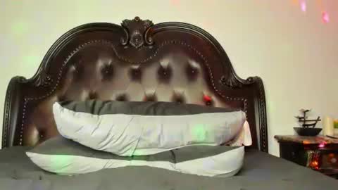 Snapshot of bigbuttsarena chatting on 02/28/25, 10:30 bigbuttsarena online show from 02/28/25, 10:30