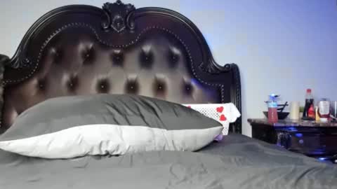 Snapshot of bigbuttsarena chatting on 03/09/25, 02:07 bigbuttsarena online show from 03/09/25, 02:07