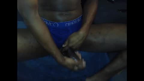 Snapshot of bigcalvin10 chatting on 12/17/25, 07:42 bigcalvin10 online show from 12/17/25, 07:42