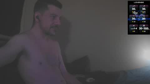 Jon - Im Straight online show from 04/05/26, 10:34