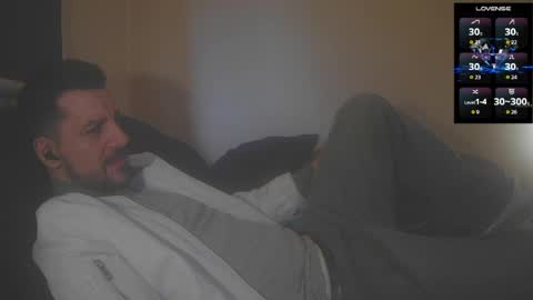 Jon - Im Straight online show from 04/30/26, 10:25