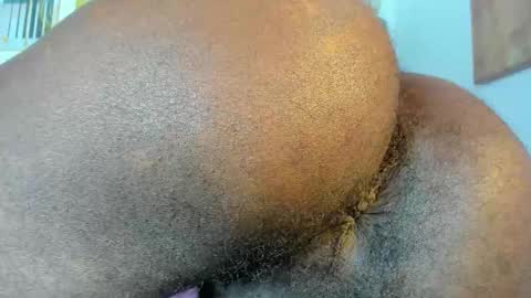 sexy muscle online show from 01/09/26, 03:31