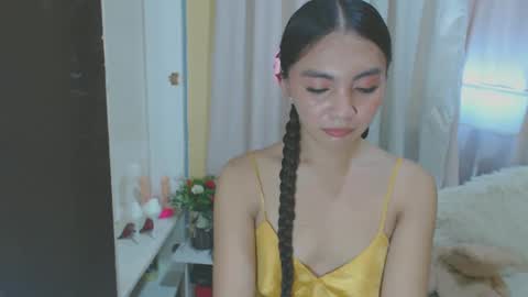 Snapshot of bigcock_yeng chatting on 12/28/24, 12:57 Yeng online show from 12/28/24, 12:57