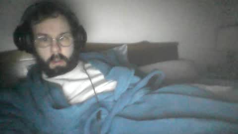 Snapshot of bigcookboy94 chatting on 12/25/24, 02:13 bigcookboy94 online show from 12/25/24, 02:13