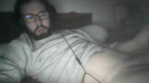Snapshot of bigcookboy94 chatting on 01/24/25, 03:24 bigcookboy94 online show from 01/24/25, 03:24