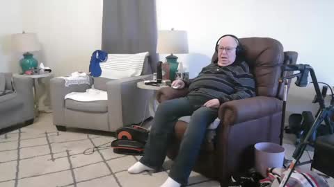 Craig online show from 03/11/25, 02:51