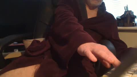 Snapshot of bigcurve chatting on 12/23/24, 08:22 bigcurve online show from 12/23/24, 08:22