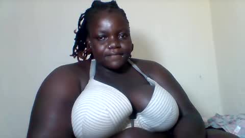 Snapshot of bigdarkass chatting on 02/05/25, 10:12 VIOLET online show from 02/05/25, 10:12