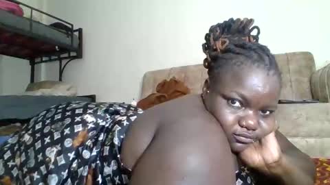 Snapshot of bigdarkass chatting on 11/15/25, 05:38 VIOLET online show from 11/15/25, 05:38