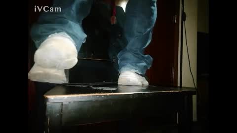 Snapshot of bigdick666cm chatting on 12/23/24, 06:05 Big online show from 12/23/24, 06:05