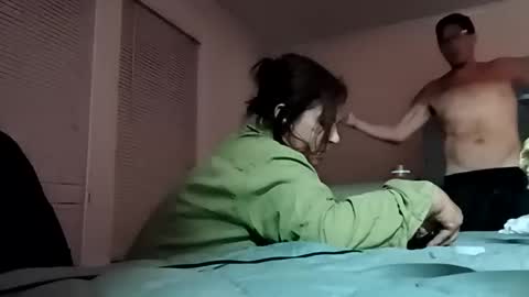 Snapshot of bigdickdaddy7201979564868 chatting on 09/17/25, 07:32 bigdickdaddy7201979564868 online show from 09/17/25, 07:32