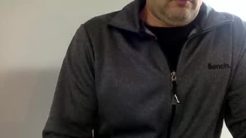 Snapshot of bigdickshowoff9877 chatting on 11/18/25, 05:28 Bigdickshowoff9877 online show from 11/18/25, 05:28