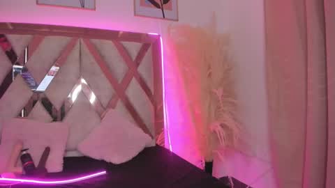 Lucy and Fred online show from 02/12/25, 08:07