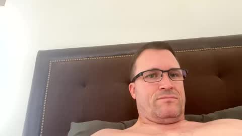 Snapshot of bigger22332233 chatting on 12/11/24, 06:42 bigger22332233 online show from 12/11/24, 06:42