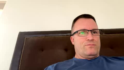 Snapshot of bigger22332233 chatting on 02/01/25, 11:06 bigger22332233 online show from 02/01/25, 11:06