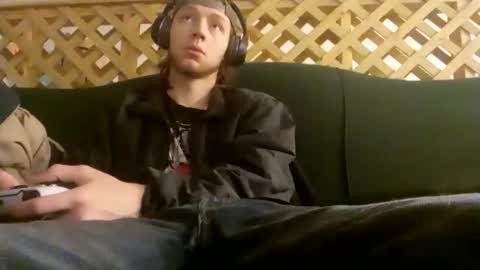 biggestboiiii online show from 12/03/25, 11:41