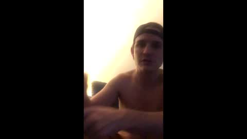 Snapshot of biggieoof chatting on 12/03/25, 03:32 biggieoof online show from 12/03/25, 03:32