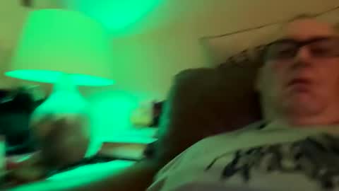 biggloves4bighands online show from 10/25/25, 11:21