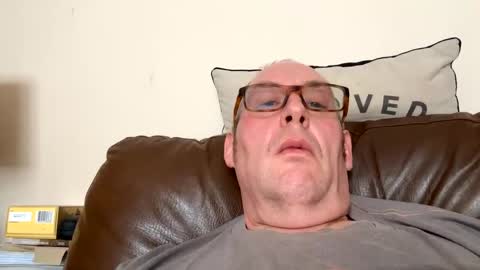 biggloves4bighands online show from 11/18/25, 12:31