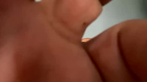 Snapshot of bigguunn chatting on 01/01/25, 05:33 bigguunn online show from 01/01/25, 05:33