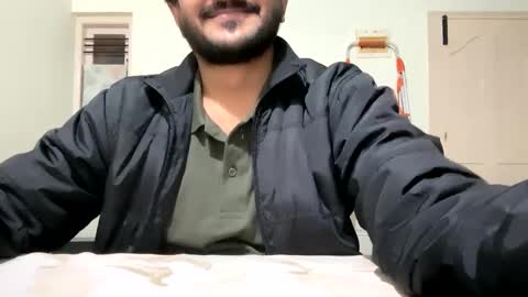 bighandsomesatisfy online show from 01/06/25, 02:14