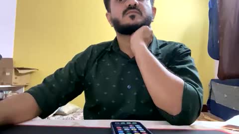 bighandsomesatisfy online show from 03/18/26, 07:39