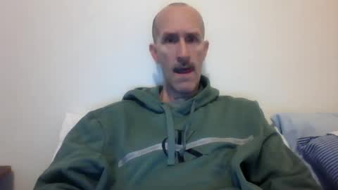 Snapshot of bighugemouthful chatting on 02/04/25, 03:54 Chaz online show from 02/04/25, 03:54