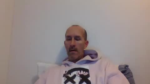 Snapshot of bighugemouthful chatting on 02/15/25, 02:47 Chaz online show from 02/15/25, 02:47