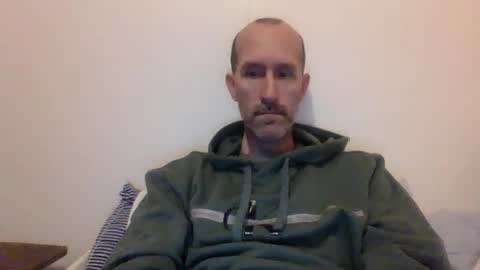Snapshot of bighugemouthful chatting on 02/18/25, 03:43 Chaz online show from 02/18/25, 03:43