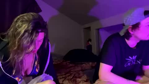 Bigkitties online show from 11/19/25, 10:48